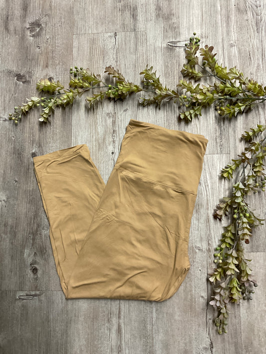 TC khaki capri